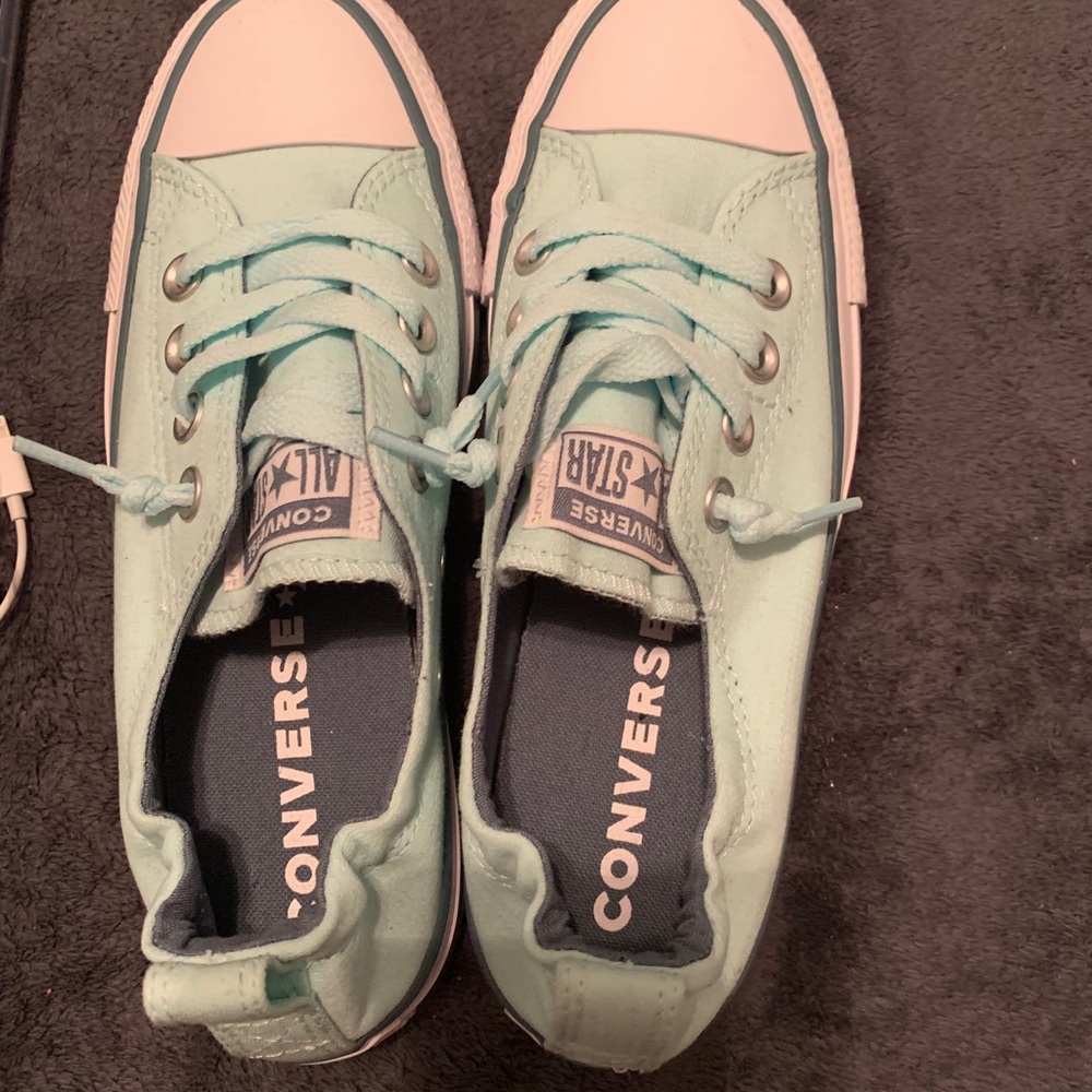 Converse tennis shoes